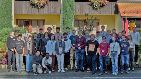 Towards entry "ECAP hosts the 19th Astroparticle School"