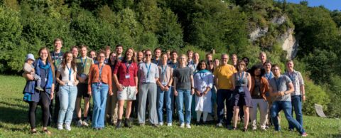 Towards entry "ECAP hosts the 20th Astroparticle School"